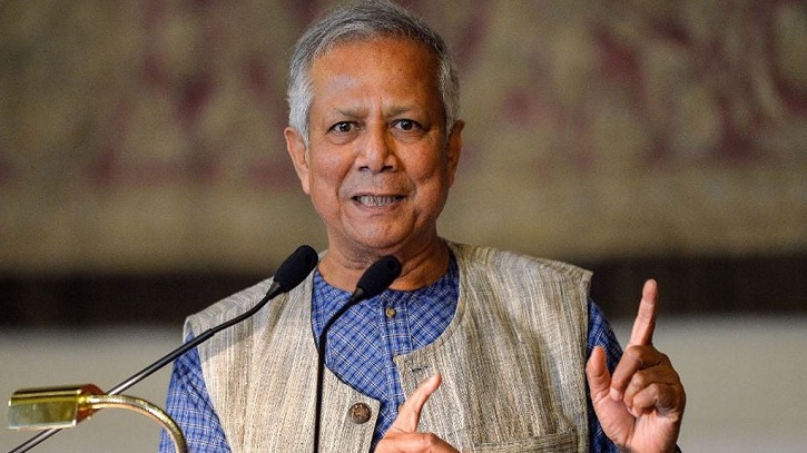 ট্রাফিক সমস্যার সমাধান খুঁজতে বললেন প্রধান উপদেষ্টা