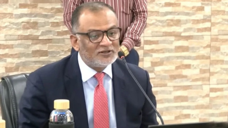 তেলের দাম বৃদ্ধিতে মানুষের জীবনে খুব একটা প্রভাব পড়বে না: বাণিজ্য উপদেষ্টা তেলের দাম বৃদ্ধিতে মানুষের জীবনে খুব একটা প্রভাব পড়বে না: বাণিজ্য উপদেষ্টা