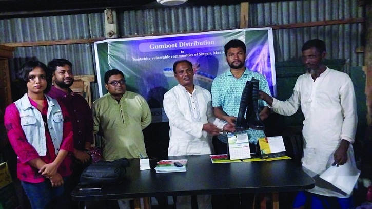 Effort to Prevent Snakebite Deaths: Safety Gear Given to Singair Effort to Prevent Snakebite Deaths: Safety Gear Given to Singair
