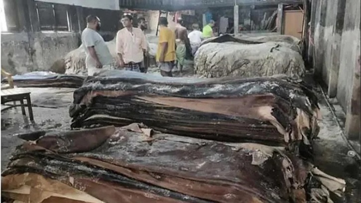 চট্টগ্রামে কোরবানির লবণযুক্ত কাঁচা চামড়া বিক্রি শুরু চট্টগ্রামে কোরবানির লবণযুক্ত কাঁচা চামড়া বিক্রি শুরু