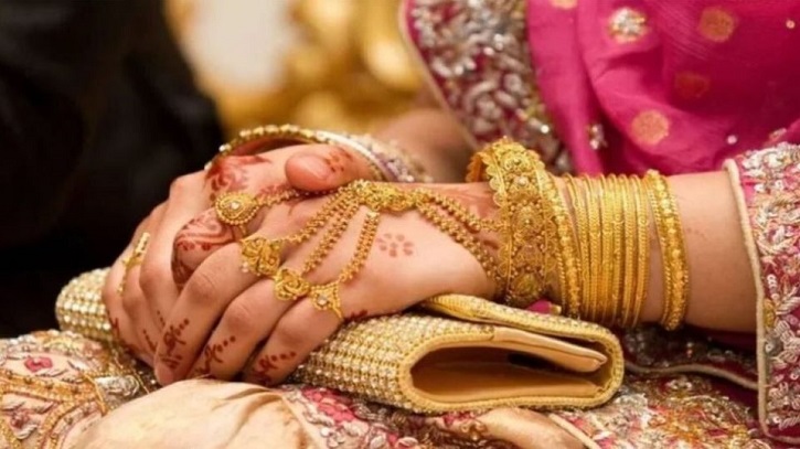 দেশের বাজারে স্বর্ণের দাম আরও বাড়লো