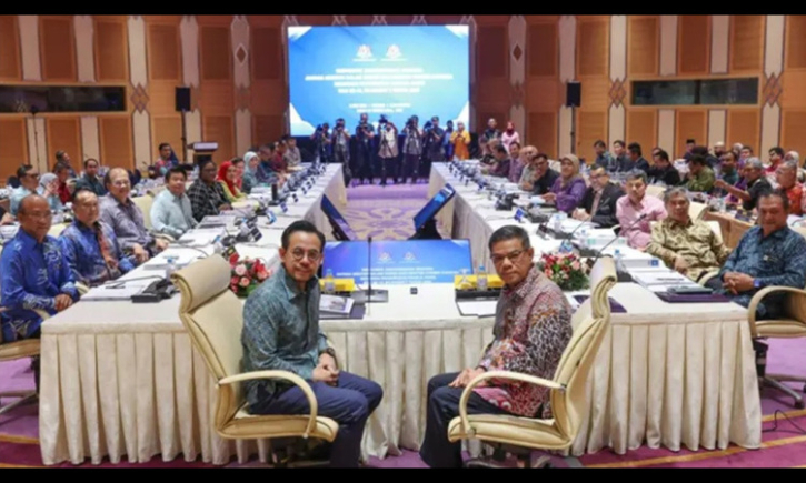Malaysia Offers Legalization, Job Switch for Illegal Workers Malaysia Offers Legalization, Job Switch for Illegal Workers