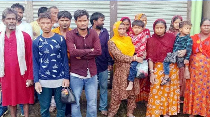 নতুন করে ৬০ জনকে জোর করে বাংলাদেশে (পুশইন) করলো বিএসএফ নতুন করে ৬০ জনকে জোর করে বাংলাদেশে (পুশইন) করলো বিএসএফ