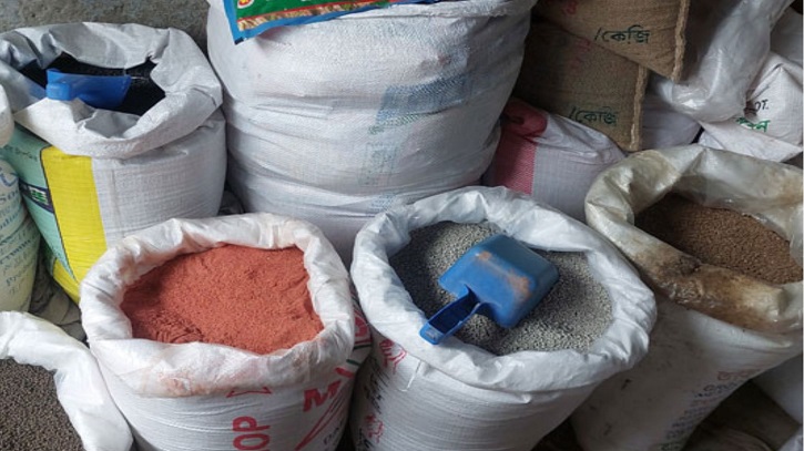 রবি মৌসুমে তীব্র সার সংকট, দিশাহারা হয়ে পড়েছেন কৃষক