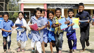 টানা ছুটি শেষে খুলেছে নিম্নমাধ্যমিক ও মাধ্যমিক শিক্ষাপ্রতিষ্ঠানগু