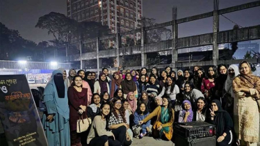 ঢাবিতে নারী শিক্ষার্থীদের পাঁচ দাবিতে ‘প্রশাসন পোড়াও বারবিকিউ’ কর্মসূচি